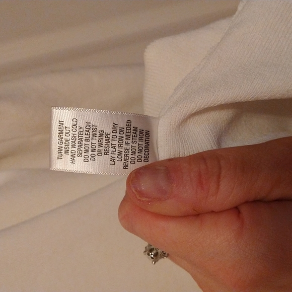 Studio Works Woman white tunic neck designer sweater, size 2X - Picture 7 of 7